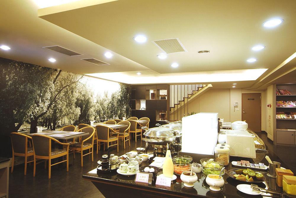 Trust Hotel Tainan Exterior foto